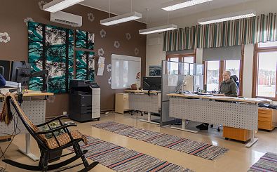 Toimistohuone vanhalla kyläkoululla